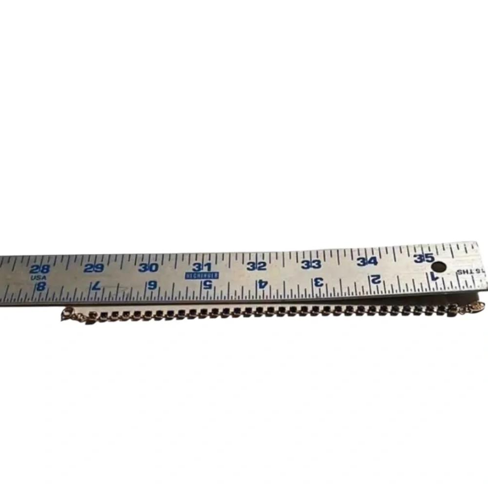 Avon closure prong clasp